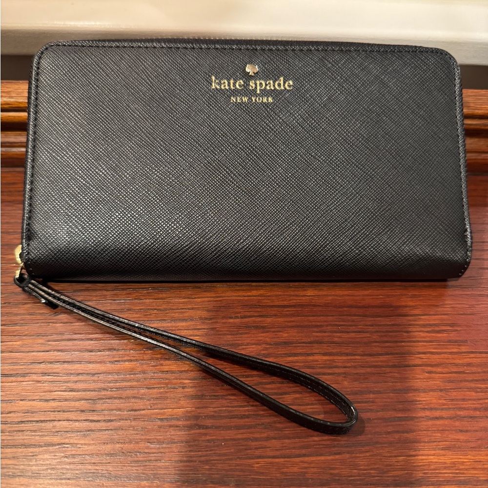 Kate Spade Black Wristlet Wallet
